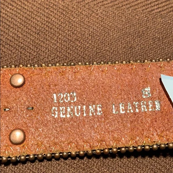 Leather bedazzled embellished belt worn once